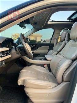 لينكولن أفياتور